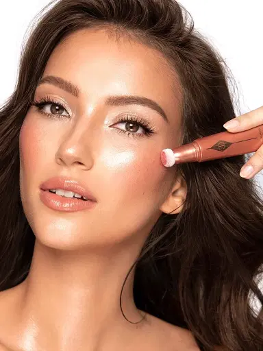 Charlotte Tilbury Women's Glowgasm Wand - Peachgasm | Thumbnail 5 Charlotte Tilbury Women's Glowgasm Wand - Peachgasm | Thumbnail 5