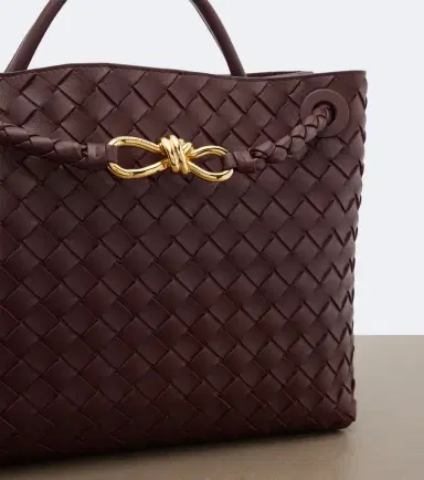 Bottega Veneta Andiamo Medium leather tote bag | Thumbnail 2 Bottega Veneta Andiamo Medium leather tote bag | Thumbnail 2