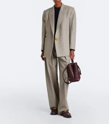 Bottega Veneta Andiamo Medium leather tote bag | Thumbnail 5 Bottega Veneta Andiamo Medium leather tote bag | Thumbnail 5