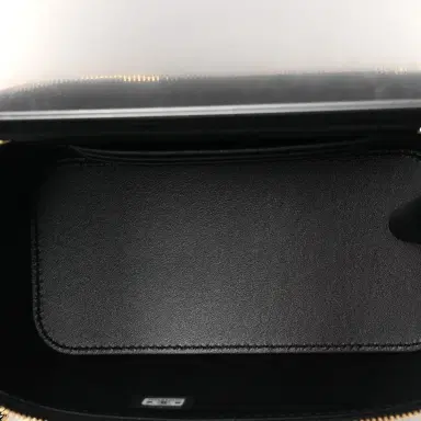 Chanel BlackCrocodile Embossed Crococo Small Top Handle Vanity Case | Thumbnail 4 Chanel BlackCrocodile Embossed Crococo Small Top Handle Vanity Case | Thumbnail 4