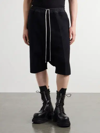 Rick Owens Rick's Pods Straight-Leg Cashmere Drawstring Shorts - Men | Thumbnail 3 Rick Owens Rick's Pods Straight-Leg Cashmere Drawstring Shorts - Men | Thumbnail 3