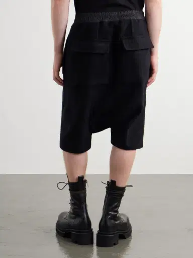 Rick Owens Rick's Pods Straight-Leg Cashmere Drawstring Shorts - Men | Thumbnail 4 Rick Owens Rick's Pods Straight-Leg Cashmere Drawstring Shorts - Men | Thumbnail 4
