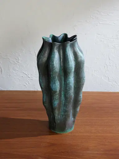 L'Objet Cenote Large Porcelain Vase - Men | Thumbnail 1 L'Objet Cenote Large Porcelain Vase - Men | Thumbnail 1