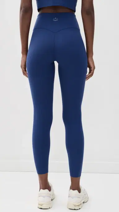 Beyond Yoga In The Zone High Waisted Midi eggings Deep Ocean | Thumbnail 3 Beyond Yoga In The Zone High Waisted Midi eggings Deep Ocean | Thumbnail 3