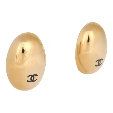 Chanel Chanel CC Oval Drop Earrings Black Resin, Gold Tone Hardware | Thumbnail 2 Chanel Chanel CC Oval Drop Earrings Black Resin, Gold Tone Hardware | Thumbnail 2