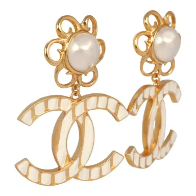 Chanel Chanel Resin Flower CC Drop Clip-On Earrings White Gold Tone Hardware | Thumbnail 2 Chanel Chanel Resin Flower CC Drop Clip-On Earrings White Gold Tone Hardware | Thumbnail 2
