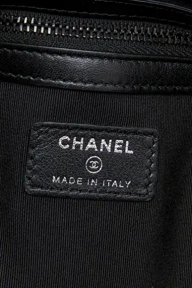 Chanel Chanel Lambskin Boy O Case Clutch | Thumbnail 5 Chanel Chanel Lambskin Boy O Case Clutch | Thumbnail 5