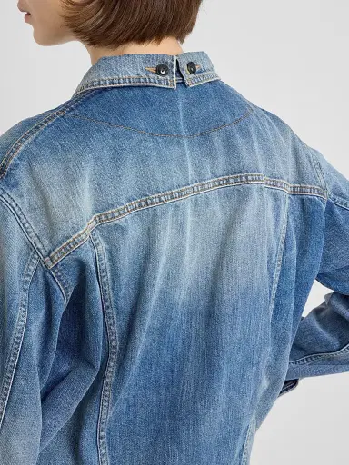 Maison Margiela Women's Faded Denim Jacket - Blue Denim Vintage | Thumbnail 4 Maison Margiela Women's Faded Denim Jacket - Blue Denim Vintage | Thumbnail 4