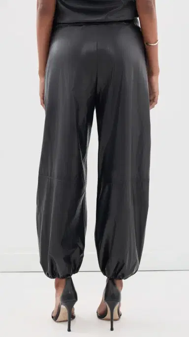 Wayf Camryn Faux eather Balloon Pants Black | Thumbnail 3 Wayf Camryn Faux eather Balloon Pants Black | Thumbnail 3