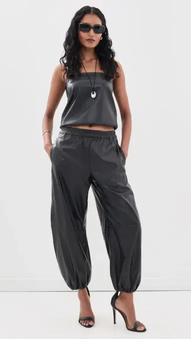 Wayf Camryn Faux eather Strapless Top Black | Thumbnail 5 Wayf Camryn Faux eather Strapless Top Black | Thumbnail 5