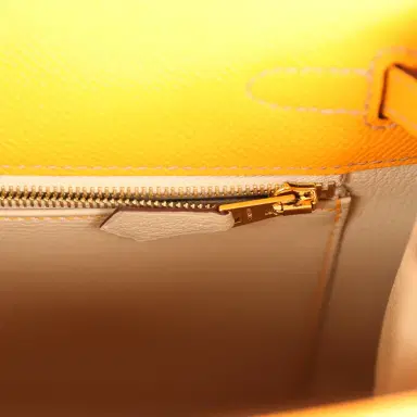 HERMÈS Hermes Special Order (HSS) Kelly Sellier 25 Jaune D'Or Verso Epsom Gold Hardware | Thumbnail 9 HERMÈS Hermes Special Order (HSS) Kelly Sellier 25 Jaune D'Or Verso Epsom Gold Hardware | Thumbnail 9