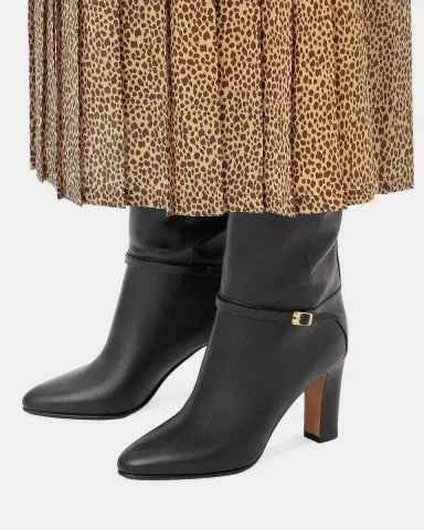Valentino Garavani 85mm Pattie Leather Knee-High Boots | Thumbnail 2 Valentino Garavani 85mm Pattie Leather Knee-High Boots | Thumbnail 2