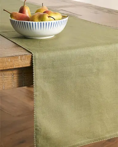 Juliska Berry Scallop Table Runner, 18" x 90" | Thumbnail 3 Juliska Berry Scallop Table Runner, 18" x 90" | Thumbnail 3