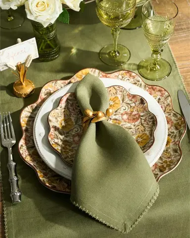 Juliska Berry Scallop Table Runner, 18" x 90" | Thumbnail 4 Juliska Berry Scallop Table Runner, 18" x 90" | Thumbnail 4
