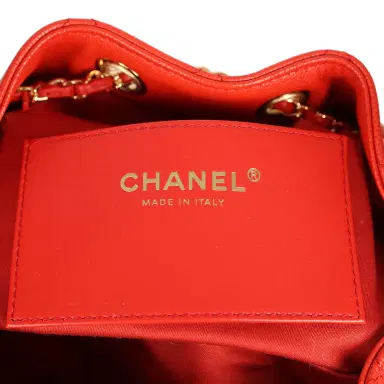 Chanel Chanel Mini 25 Hobo Bag Red Caviar Gold Hardware | Thumbnail 9 Chanel Chanel Mini 25 Hobo Bag Red Caviar Gold Hardware | Thumbnail 9