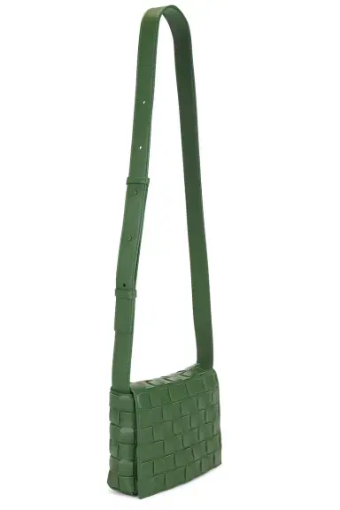 Bottega Veneta Flap Messenger Intrecciato 20 Silky Calf | Thumbnail 3 Bottega Veneta Flap Messenger Intrecciato 20 Silky Calf | Thumbnail 3