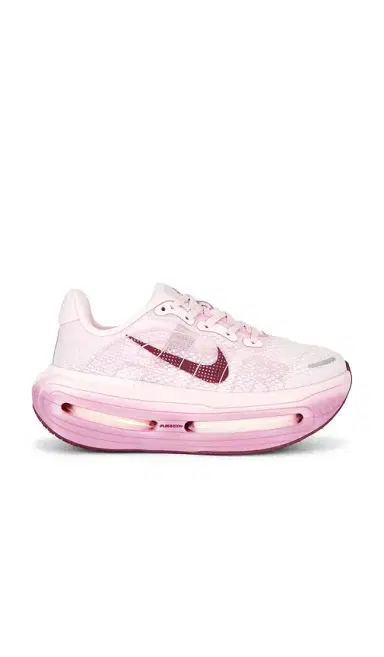 Nike Vomero Premium Sneaker | Thumbnail 1 Nike Vomero Premium Sneaker | Thumbnail 1