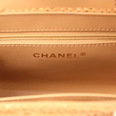 Chanel Chanel Small Kelly Shopper Dark Beige Raffia Brushed Gold Hardware | Thumbnail 9 Chanel Chanel Small Kelly Shopper Dark Beige Raffia Brushed Gold Hardware | Thumbnail 9