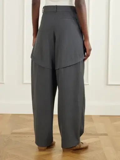 Loewe Logo-embroidered Tiered Wool Mid-rise Wide-leg Pants | Thumbnail 4 Loewe Logo-embroidered Tiered Wool Mid-rise Wide-leg Pants | Thumbnail 4