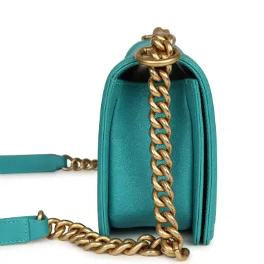 Chanel Pre-owned Chanel Medium Boy Bag Turquoise Caviar Antique Gold Hardware | Thumbnail 3 Chanel Pre-owned Chanel Medium Boy Bag Turquoise Caviar Antique Gold Hardware | Thumbnail 3