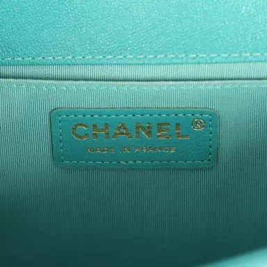 Chanel Pre-owned Chanel Medium Boy Bag Turquoise Caviar Antique Gold Hardware | Thumbnail 9 Chanel Pre-owned Chanel Medium Boy Bag Turquoise Caviar Antique Gold Hardware | Thumbnail 9