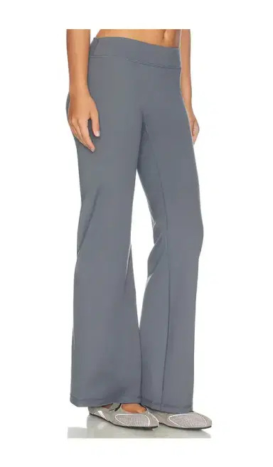 WellBeing + BeingWell WellBeing + BeingWell Flowwell Niko Pant | Thumbnail 2 WellBeing + BeingWell WellBeing + BeingWell Flowwell Niko Pant | Thumbnail 2
