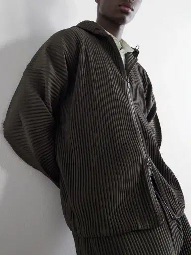 Homme Plissé Issey Miyake July Pleated Zip-Up Hoodie - Men | Thumbnail 5 Homme Plissé Issey Miyake July Pleated Zip-Up Hoodie - Men | Thumbnail 5