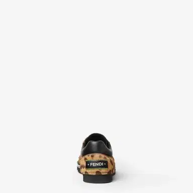 Fendi Presented during the Fall/Winter 2026-27 fashion show | Thumbnail 3 Fendi Presented during the Fall/Winter 2026-27 fashion show | Thumbnail 3