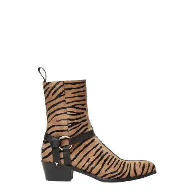 Fendi Two metal rings give the Double O ankle boot its | Thumbnail 1 Fendi Two metal rings give the Double O ankle boot its | Thumbnail 1