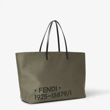 Fendi Large shopper bag, a functional, timeless carry-all that is | Thumbnail 2 Fendi Large shopper bag, a functional, timeless carry-all that is | Thumbnail 2