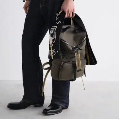 Fendi Spacious, cylindrical Tourist backpack made of grey-green | Thumbnail 5 Fendi Spacious, cylindrical Tourist backpack made of grey-green | Thumbnail 5