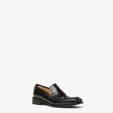 Fendi These loafers with an elongated line and square toe | Thumbnail 2 Fendi These loafers with an elongated line and square toe | Thumbnail 2