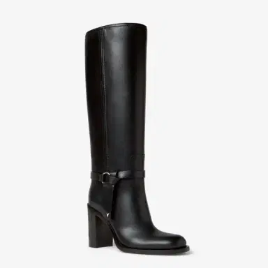 Fendi Equestrian inspiration meets new aesthetic codes in | Thumbnail 2 Fendi Equestrian inspiration meets new aesthetic codes in | Thumbnail 2