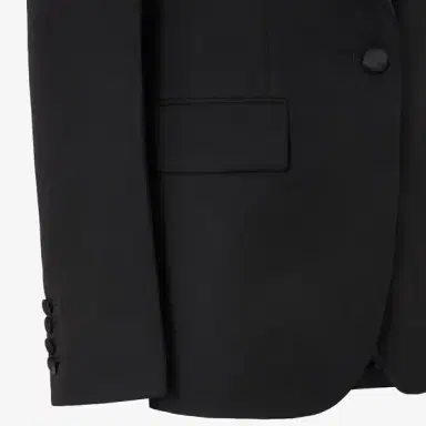 Fendi Menswear-inspired single-breasted blazer with an oversized | Thumbnail 3 Fendi Menswear-inspired single-breasted blazer with an oversized | Thumbnail 3