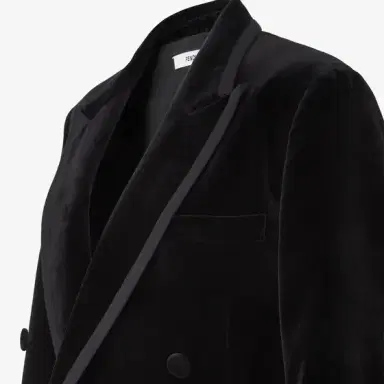 Fendi A menswear-inspired double-breasted blazer reinterpreted | Thumbnail 3 Fendi A menswear-inspired double-breasted blazer reinterpreted | Thumbnail 3