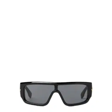 Fendi Graphic volumes and sculptural lines ensure | Thumbnail 1 Fendi Graphic volumes and sculptural lines ensure | Thumbnail 1
