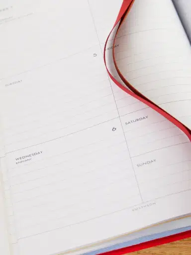 Smythson Mara 2027 Croc-embossed Leather Diary | Thumbnail 3 Smythson Mara 2027 Croc-embossed Leather Diary | Thumbnail 3