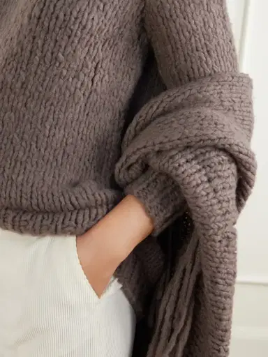 Gabriela Hearst Lauren Fringed Cashmere Wrap | Thumbnail 4 Gabriela Hearst Lauren Fringed Cashmere Wrap | Thumbnail 4