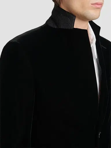 Giorgio Armani Men's Velvet Single-Breasted Velvet Dinner Jacket - Black Beauty - Size 48 | Thumbnail 7 Giorgio Armani Men's Velvet Single-Breasted Velvet Dinner Jacket - Black Beauty - Size 48 | Thumbnail 7