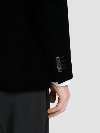 Giorgio Armani Men's Velvet Single-Breasted Velvet Dinner Jacket - Black Beauty - Size 48 | Thumbnail 8 Giorgio Armani Men's Velvet Single-Breasted Velvet Dinner Jacket - Black Beauty - Size 48 | Thumbnail 8