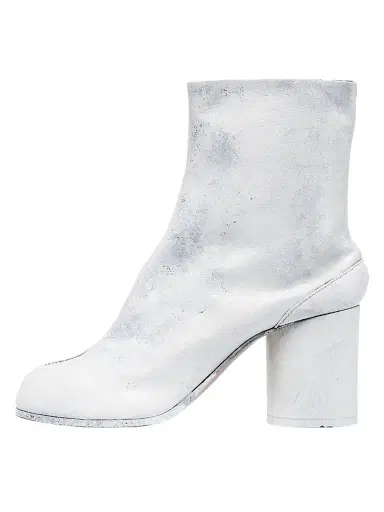 Maison Margiela Women's Tabi Ankle Leather Boots | Thumbnail 1 Maison Margiela Women's Tabi Ankle Leather Boots | Thumbnail 1