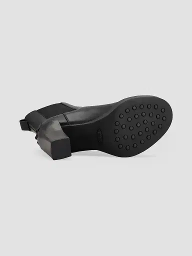 Tod's Women's 80MM Leather Chelsea Boots - Nero | Thumbnail 6 Tod's Women's 80MM Leather Chelsea Boots - Nero | Thumbnail 6