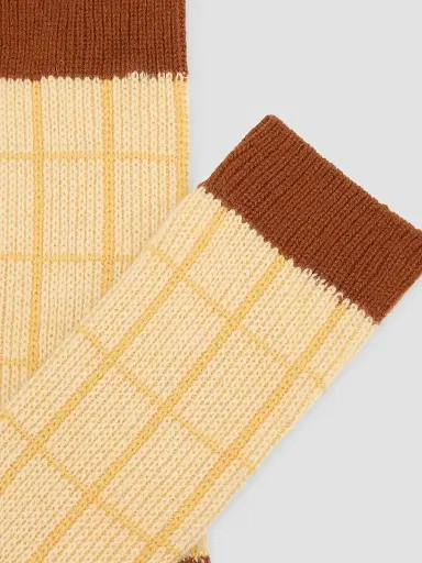Guest In Residence Women's The Checker Cashmere Soft Socks | Thumbnail 2 Guest In Residence Women's The Checker Cashmere Soft Socks | Thumbnail 2