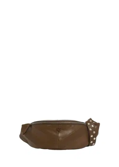 Valentino Garavani Men's VLogo Leather Belt Bag | Thumbnail 1 Valentino Garavani Men's VLogo Leather Belt Bag | Thumbnail 1