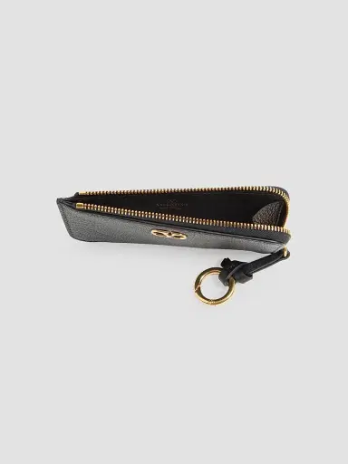 Valentino Garavani Women's Zip-Around Charm Card Holder in Grainy Calfskin - Black | Thumbnail 4 Valentino Garavani Women's Zip-Around Charm Card Holder in Grainy Calfskin - Black | Thumbnail 4