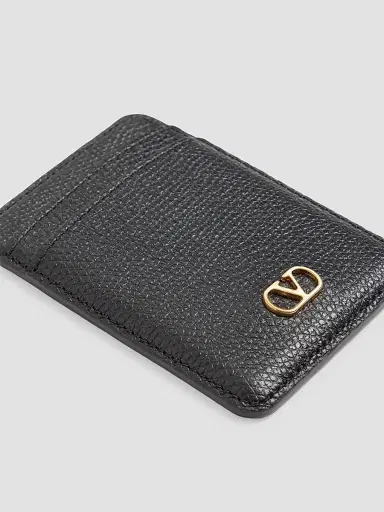 Valentino Garavani Women's Magnetic Cardholder in Grainy Calfskin | Thumbnail 4 Valentino Garavani Women's Magnetic Cardholder in Grainy Calfskin | Thumbnail 4