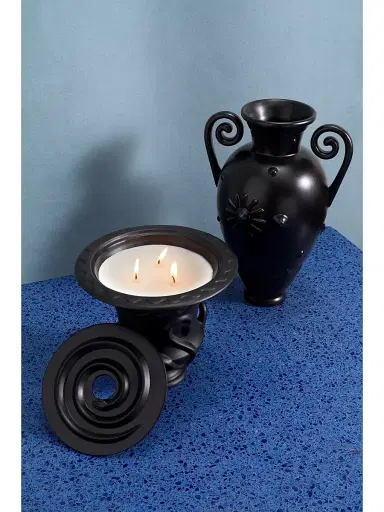L'Objet Pantheon Hydra 3-Wick Candle | Thumbnail 4 L'Objet Pantheon Hydra 3-Wick Candle | Thumbnail 4