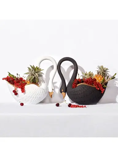 L'Objet White Porcelain Serving Bowl Swan | Thumbnail 2 L'Objet White Porcelain Serving Bowl Swan | Thumbnail 2