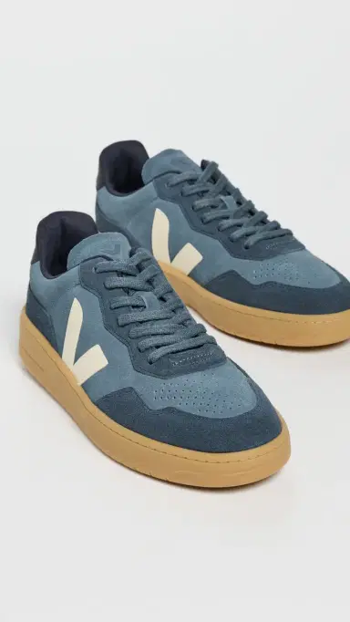 Veja V-90 Sneakers | Thumbnail 4 Veja V-90 Sneakers | Thumbnail 4