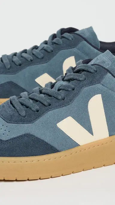 Veja V-90 Sneakers | Thumbnail 5 Veja V-90 Sneakers | Thumbnail 5